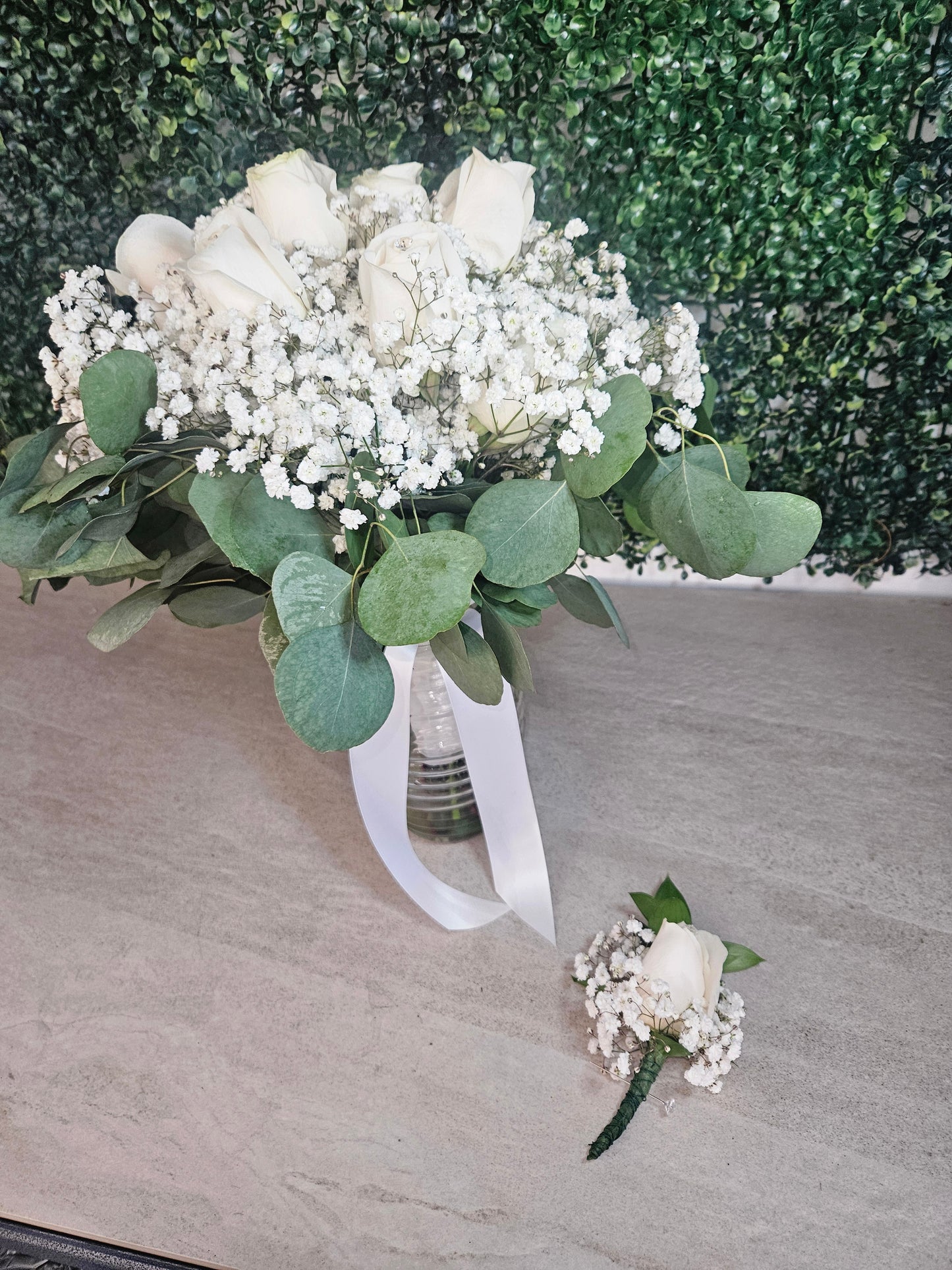 Bride bouquets, bridesmaid bouquets, XV bouquets